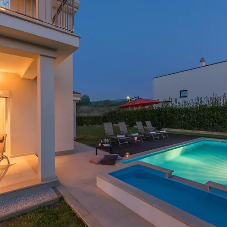 Anita For 7 People Near With Private Pool And Beautiful Garden Villa