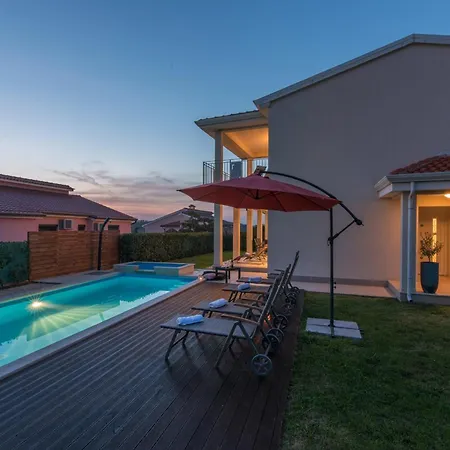 Anita For 7 People Near With Private Pool And Beautiful Garden *
